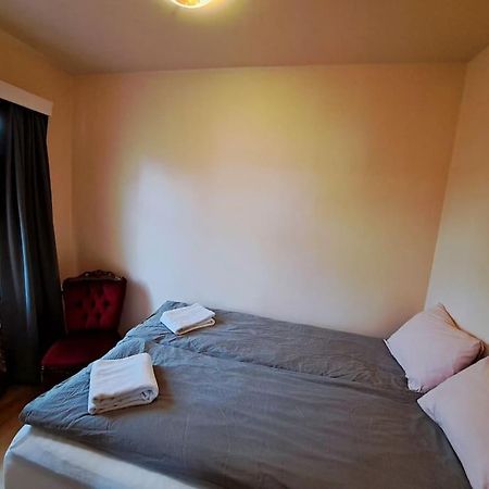 Spacious Apartment -Top Location อาคูเรย์รี ภายนอก รูปภาพ